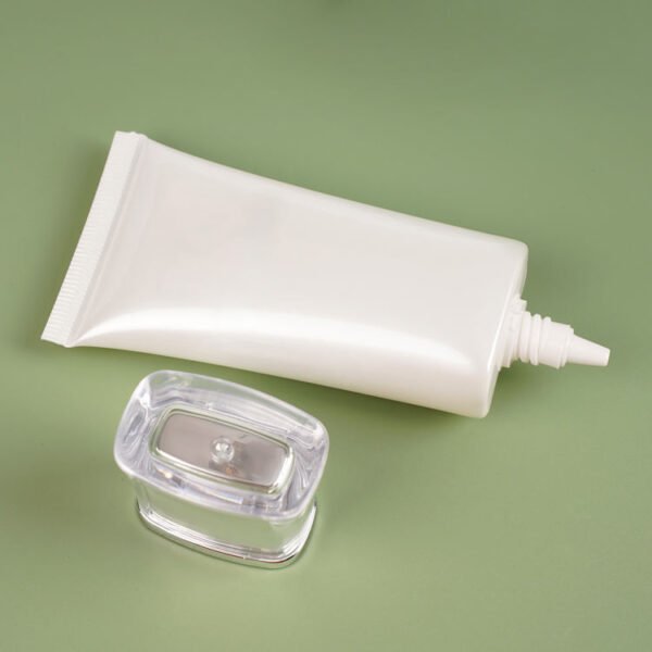 Square acrylic cover sunscreen cream plastic packaging cosmetic tube flat lotion cleanser foam white empty pe plastic soft tube - Image 3